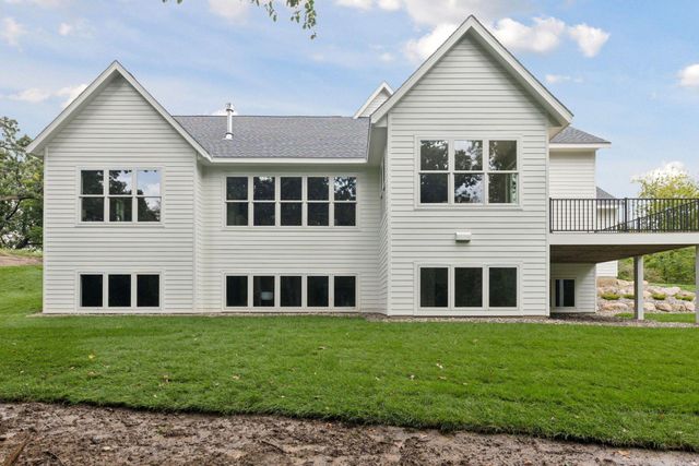 804 Great Oaks Trail, Eagan, MN 55123