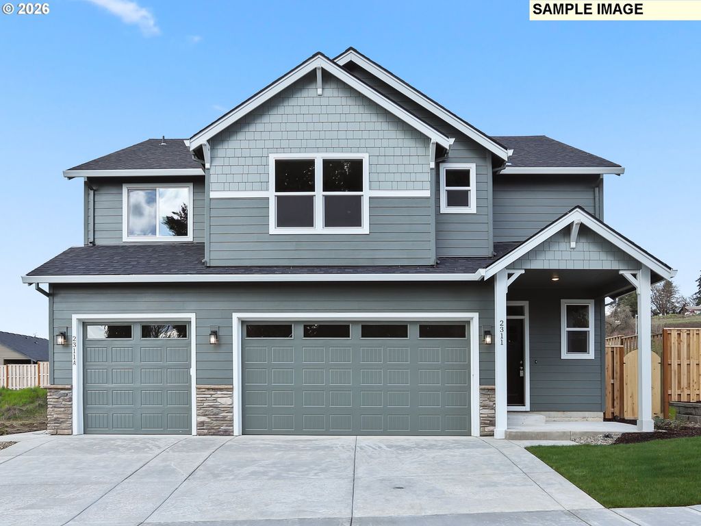 504 Ne TRILLIUM Dr, Estacada, OR 97023