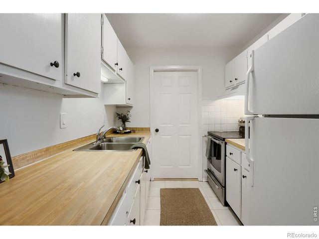 4207 Monroe Drive D, Boulder, CO 80303