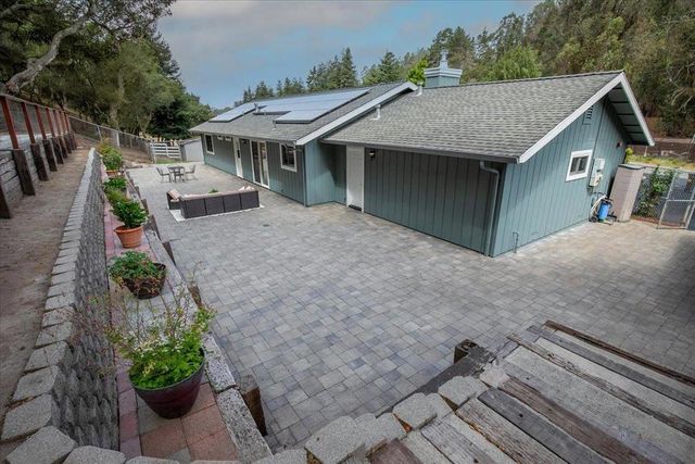 800 Lewis Road, Royal Oaks, CA 95076