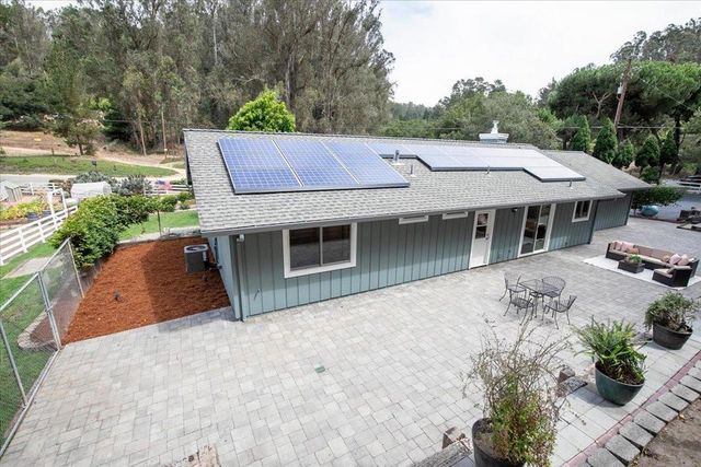 800 Lewis Road, Royal Oaks, CA 95076