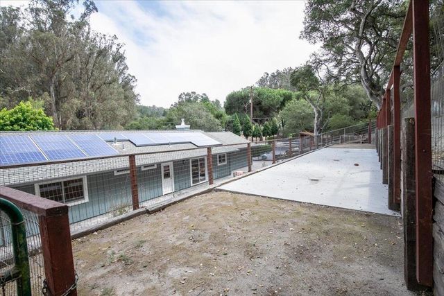 800 Lewis Road, Royal Oaks, CA 95076