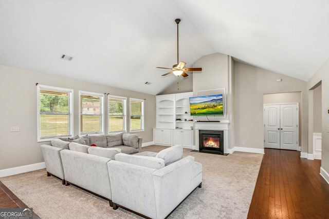 125 Haddonstone Drive, Fayetteville, GA 30215