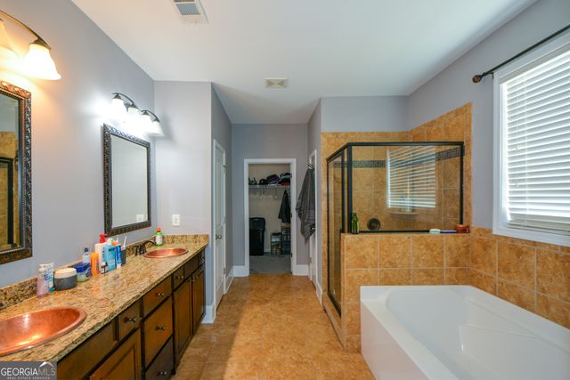 125 Haddonstone Drive, Fayetteville, GA 30215