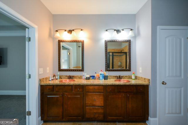 125 Haddonstone Drive, Fayetteville, GA 30215