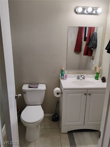 2040 Laguna Street, Pahrump, NV 89048