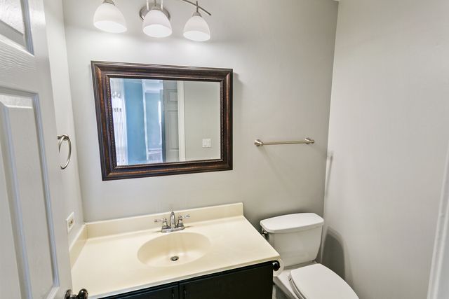 3 RIDGE Court, South Elgin, IL 60177