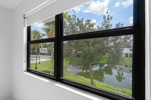 439 NW 36TH Avenue, Deerfield Beach, FL 33442