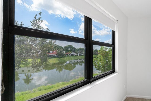 439 NW 36TH Avenue, Deerfield Beach, FL 33442