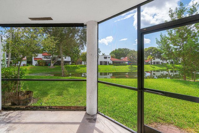 439 NW 36TH Avenue, Deerfield Beach, FL 33442