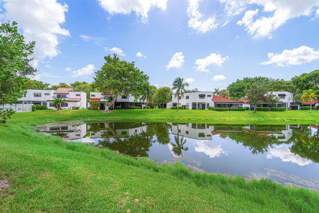 439 NW 36TH Avenue, Deerfield Beach, FL 33442