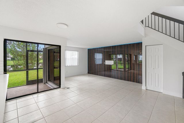 439 NW 36TH Avenue, Deerfield Beach, FL 33442