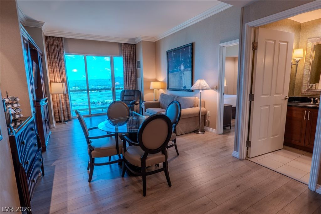 135 East Harmon Avenue 3214, Las Vegas, NV 89109 — photo 3