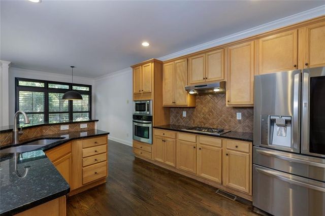 5561 Julian Place, Atlanta, GA 30342