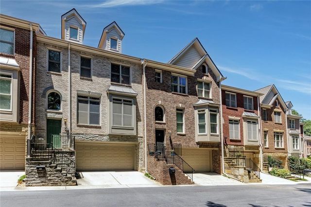 5561 Julian Place, Atlanta, GA 30342