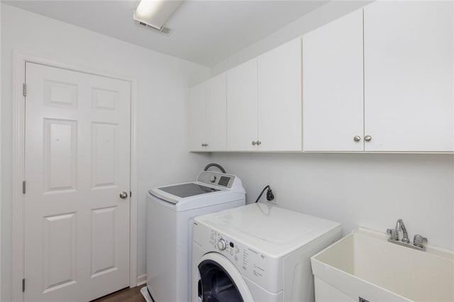5561 Julian Place, Atlanta, GA 30342