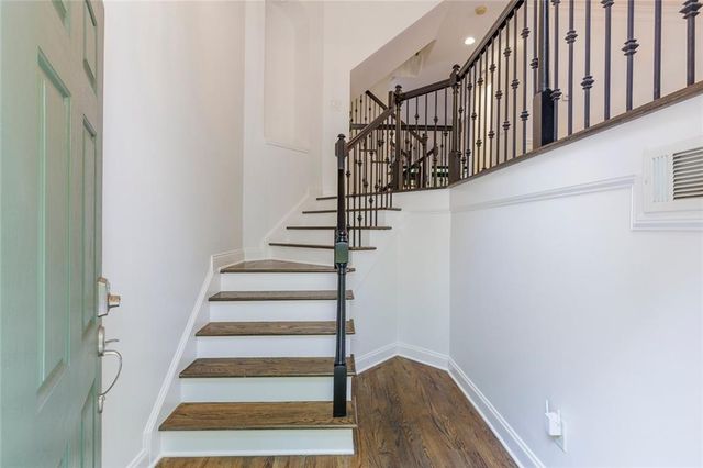 5561 Julian Place, Atlanta, GA 30342
