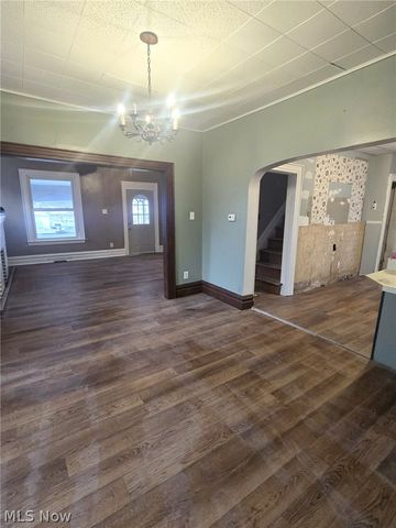 1701 Dewey Street, Parkersburg, WV 26101