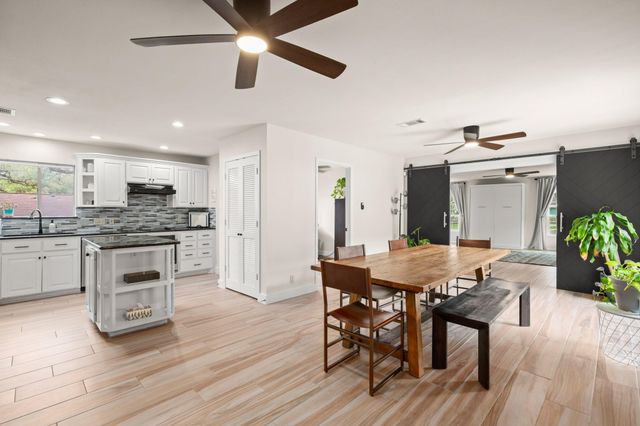 8720 Tallwood DR, Austin, TX 78759