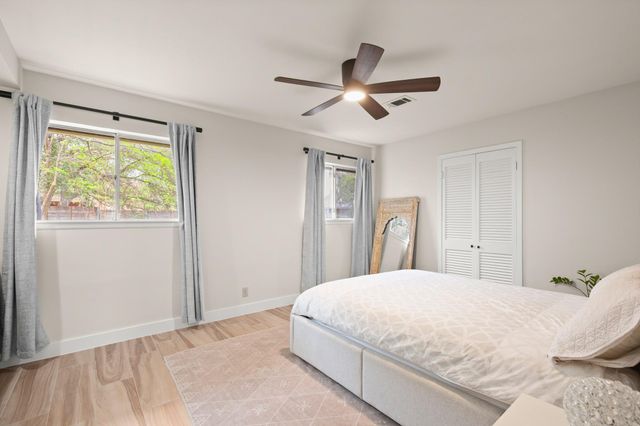 8720 Tallwood DR, Austin, TX 78759