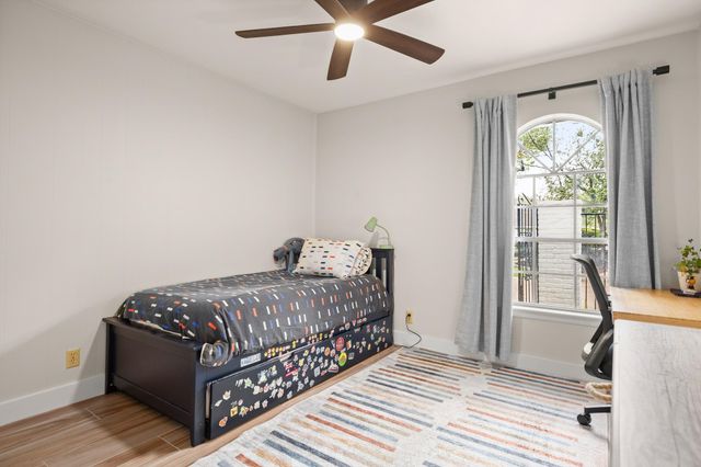 8720 Tallwood DR, Austin, TX 78759