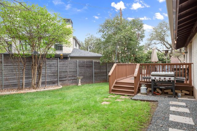 8720 Tallwood DR, Austin, TX 78759