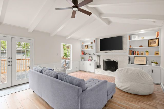 8720 Tallwood DR, Austin, TX 78759