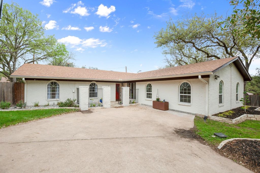 8720 Tallwood DR, Austin, TX 78759