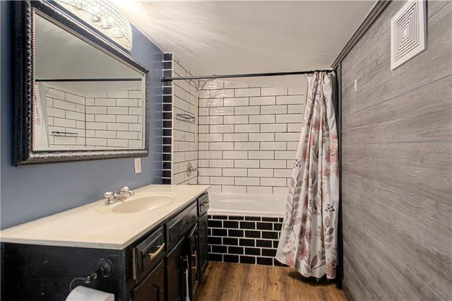 611 Main Street, Missouri City, MO 64072