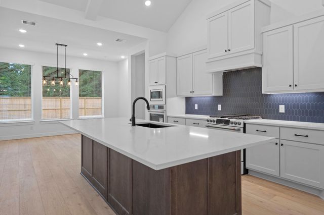 30823 Swift Hill Lane, Waller, TX 77484