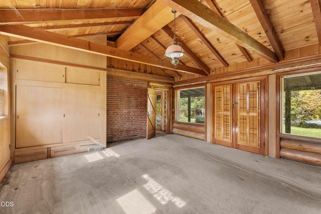4161 Riverbanks Road, Grants Pass, OR 97527