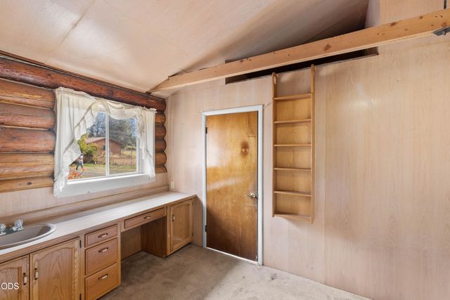 4161 Riverbanks Road, Grants Pass, OR 97527