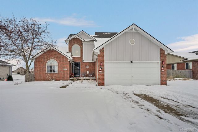 31197 Jaguar Drive, Chesterfield Township, MI 48047