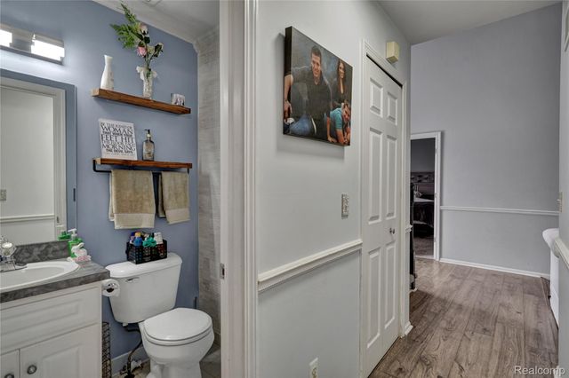 31197 Jaguar Drive, Chesterfield Township, MI 48047