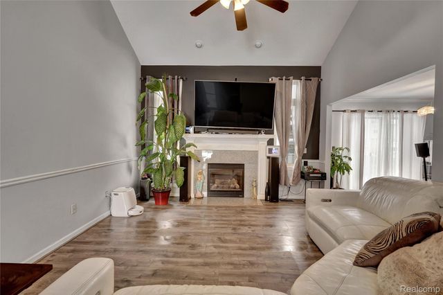 31197 Jaguar Drive, Chesterfield Township, MI 48047