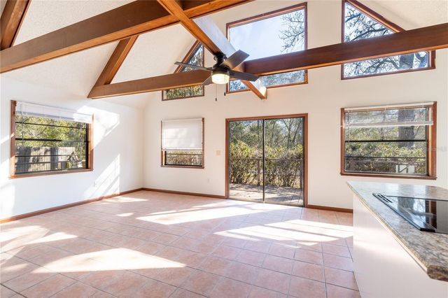 40043 W 8TH AVENUE, Umatilla, FL 32784