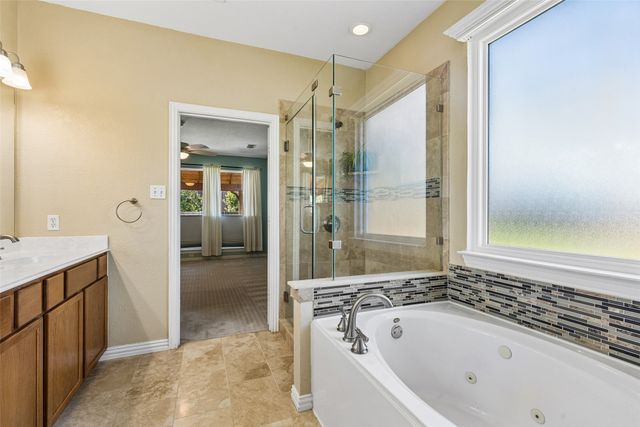 8410 Lexington Court, Rowlett, TX 75089