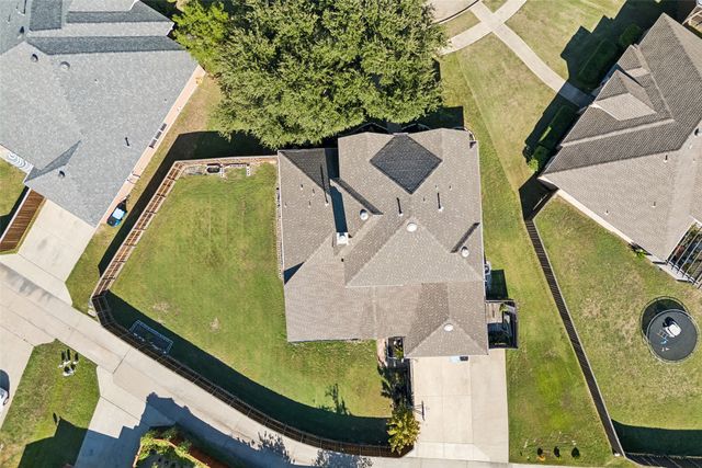 8410 Lexington Court, Rowlett, TX 75089