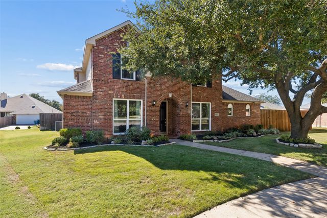 8410 Lexington Court, Rowlett, TX 75089
