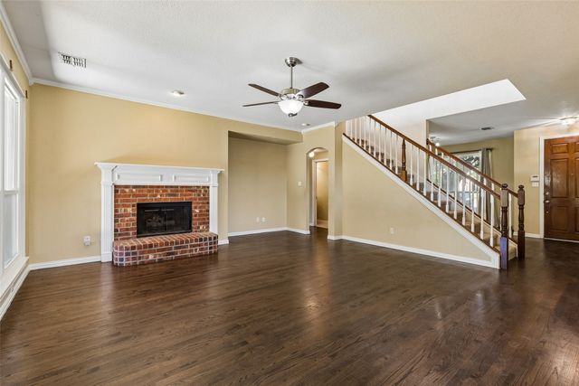 8410 Lexington Court, Rowlett, TX 75089