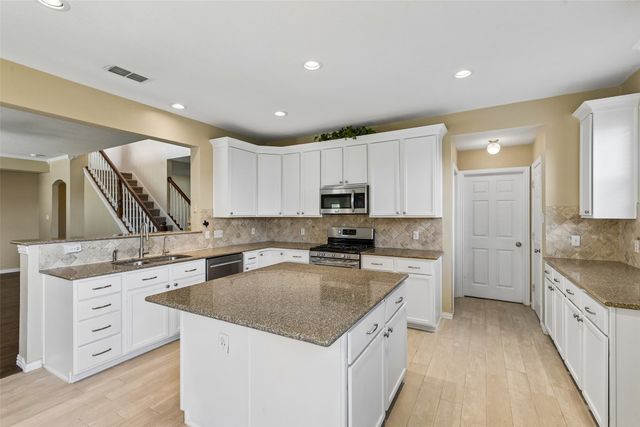 8410 Lexington Court, Rowlett, TX 75089