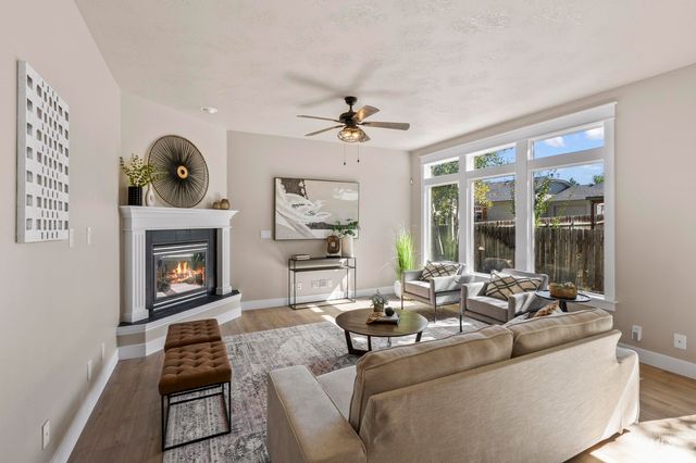 743 E Wild Lilac Ct, Kuna, ID 83634