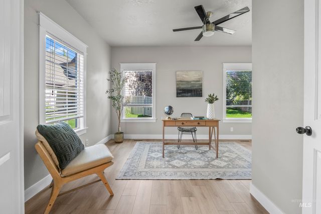 743 E Wild Lilac Ct, Kuna, ID 83634