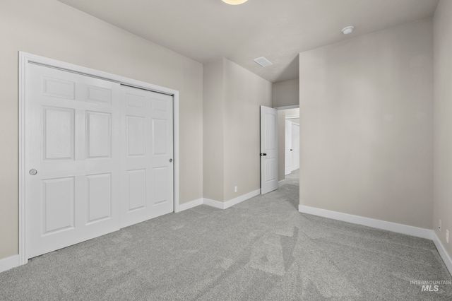 743 E Wild Lilac Ct, Kuna, ID 83634