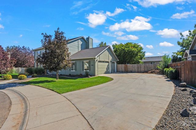 743 E Wild Lilac Ct, Kuna, ID 83634