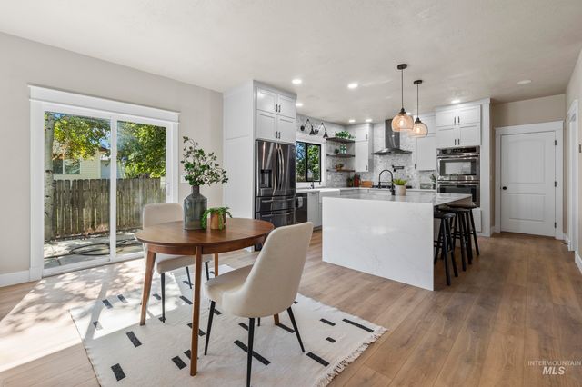 743 E Wild Lilac Ct, Kuna, ID 83634