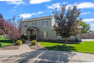 743 E Wild Lilac Ct, Kuna, ID 83634
