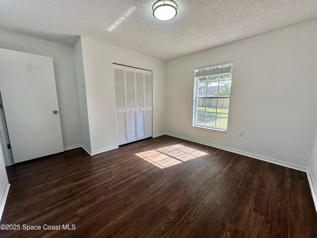 366 Haverford Lane NE, Palm Bay, FL 32907