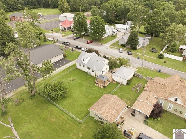 431 Wyatt Avenue, Kevil, KY 42053