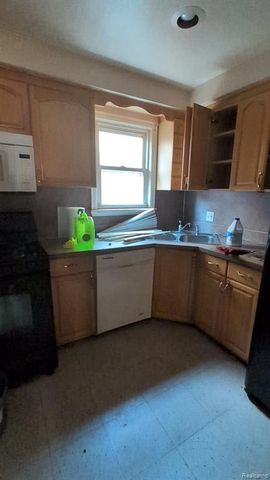 16209 Stahelin Avenue, Detroit, MI 48219